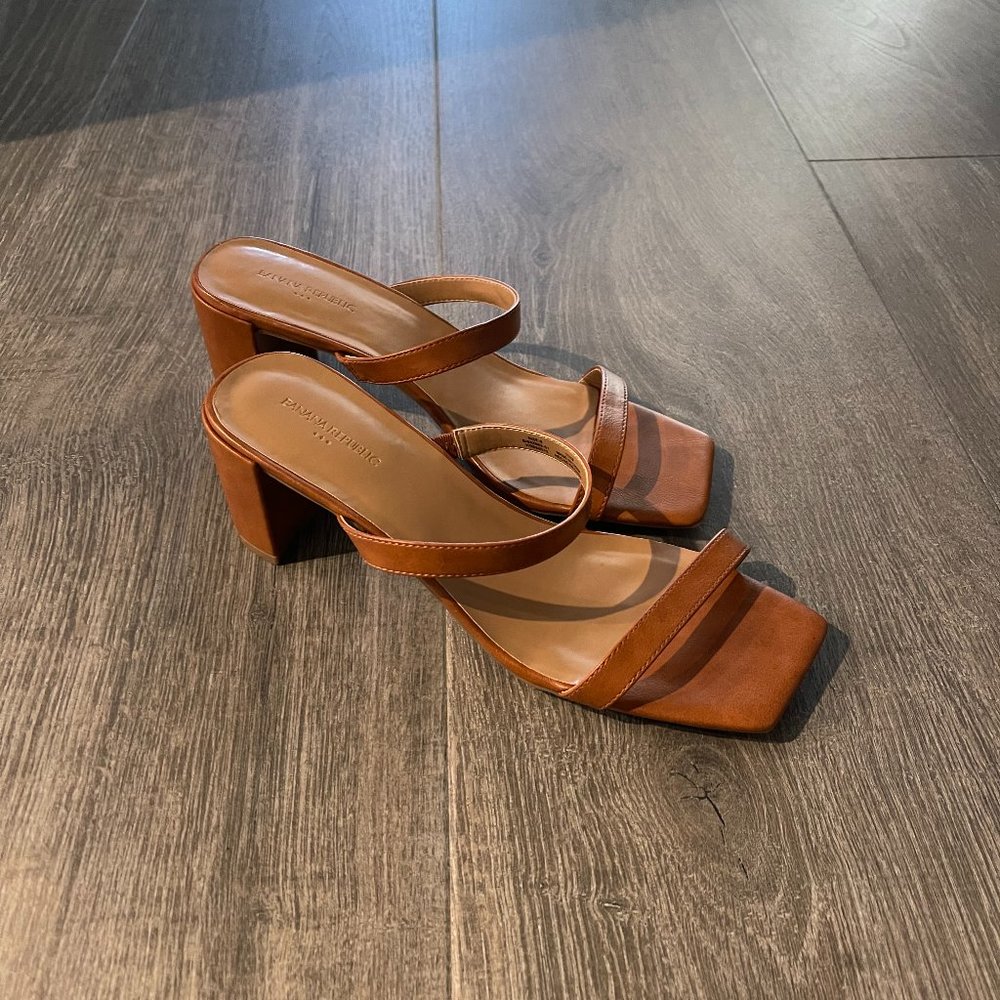 Women's Block Heel Square Toe Heels (Size 8--runs large)